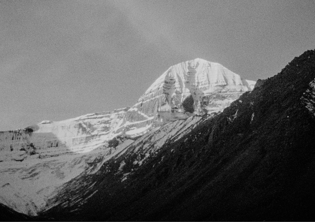 Gods, Fake Lama and Reality Control - A Trip to Mount Kailash - Tibet