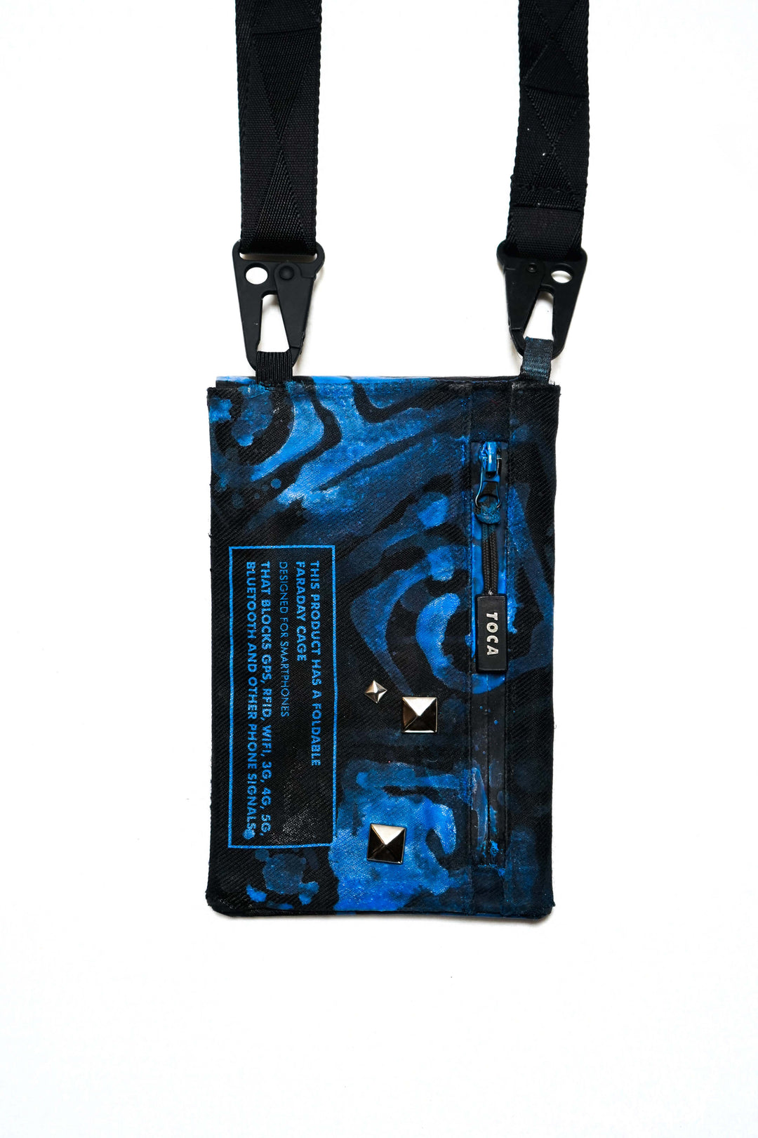 ReDesign: TOCA Smart Pouch X Sarritah