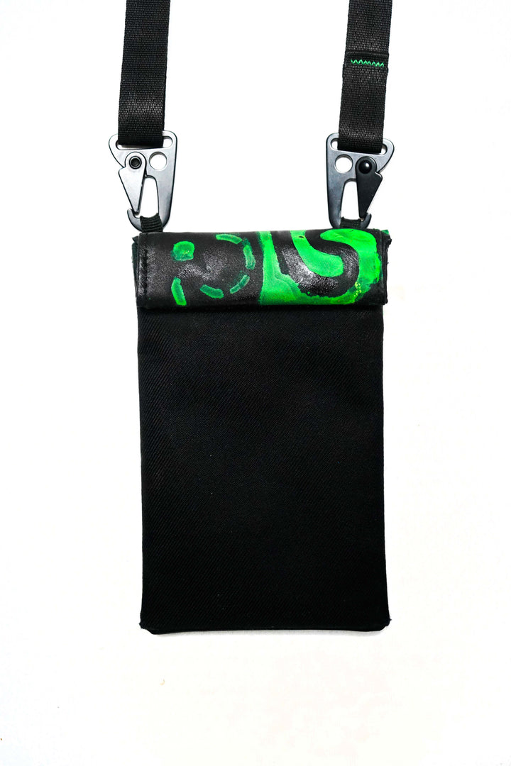 ReDesign: TOCA Smart Pouch X Sarritah