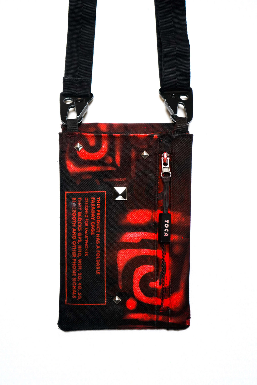 ReDesign: TOCA Smart Pouch X Sarritah