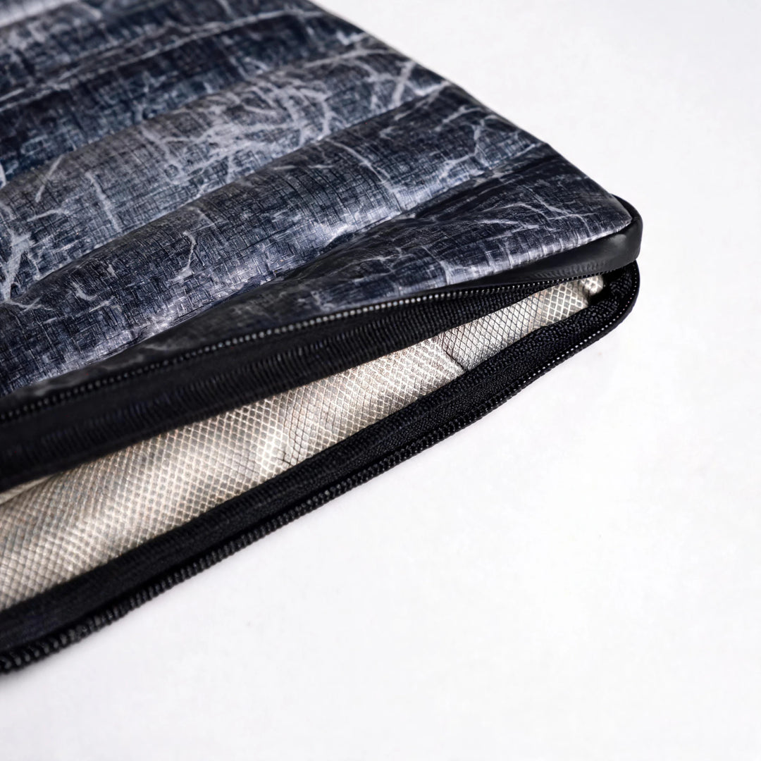 TOCA Shield Laptop Sleeve (14”) – Mit Dyneema® und beidseitiger RF-Abschirmung